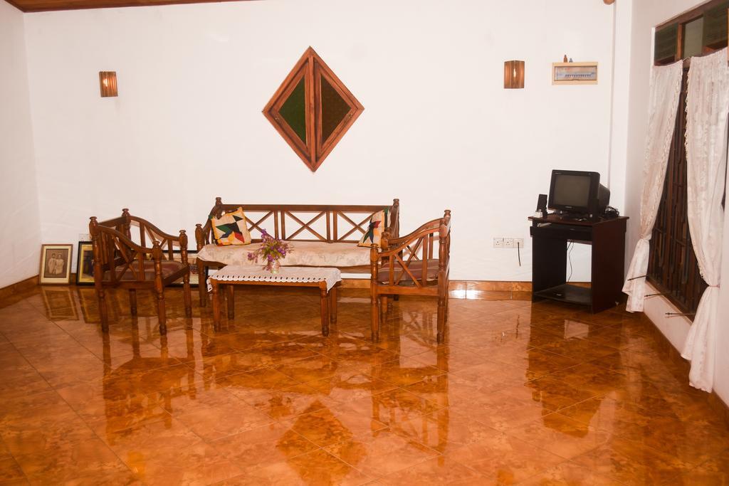 Ceylon Casa Hotel Hikkaduwa Exterior photo