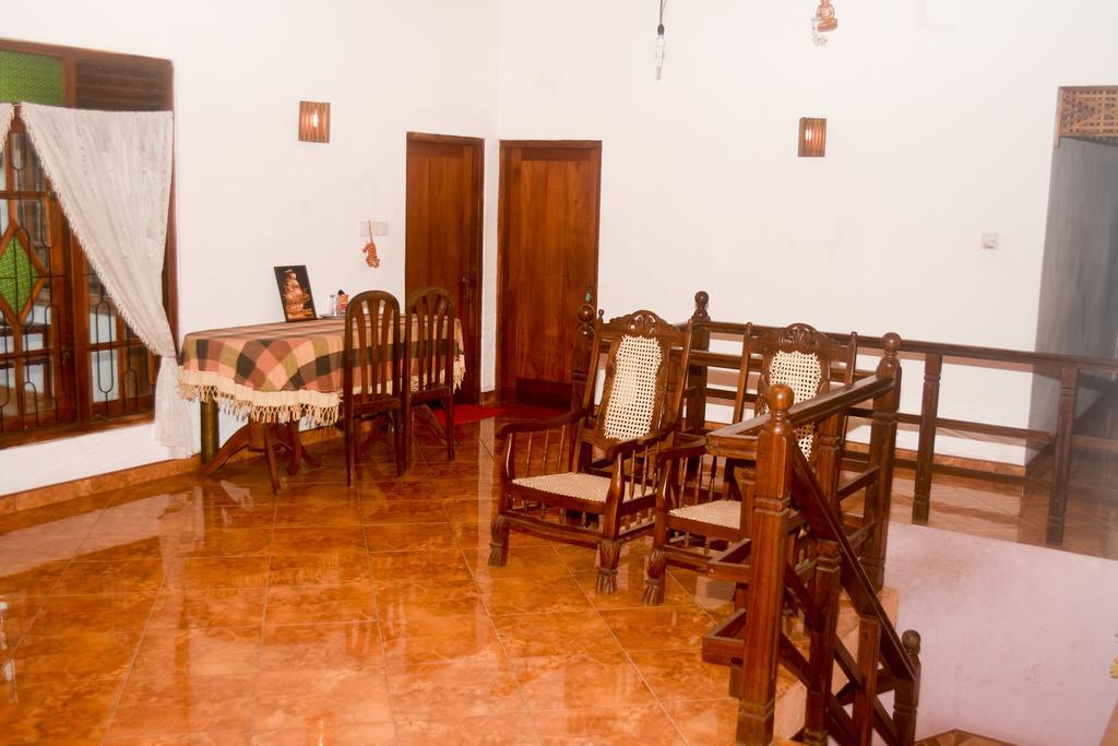 Ceylon Casa Hotel Hikkaduwa Exterior photo